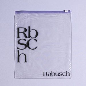 Embalagem-PVC-Fosco-Soldada-Ziper-Chines-Incolor-Cursor-Branco-Estampa-1-cor-Preta